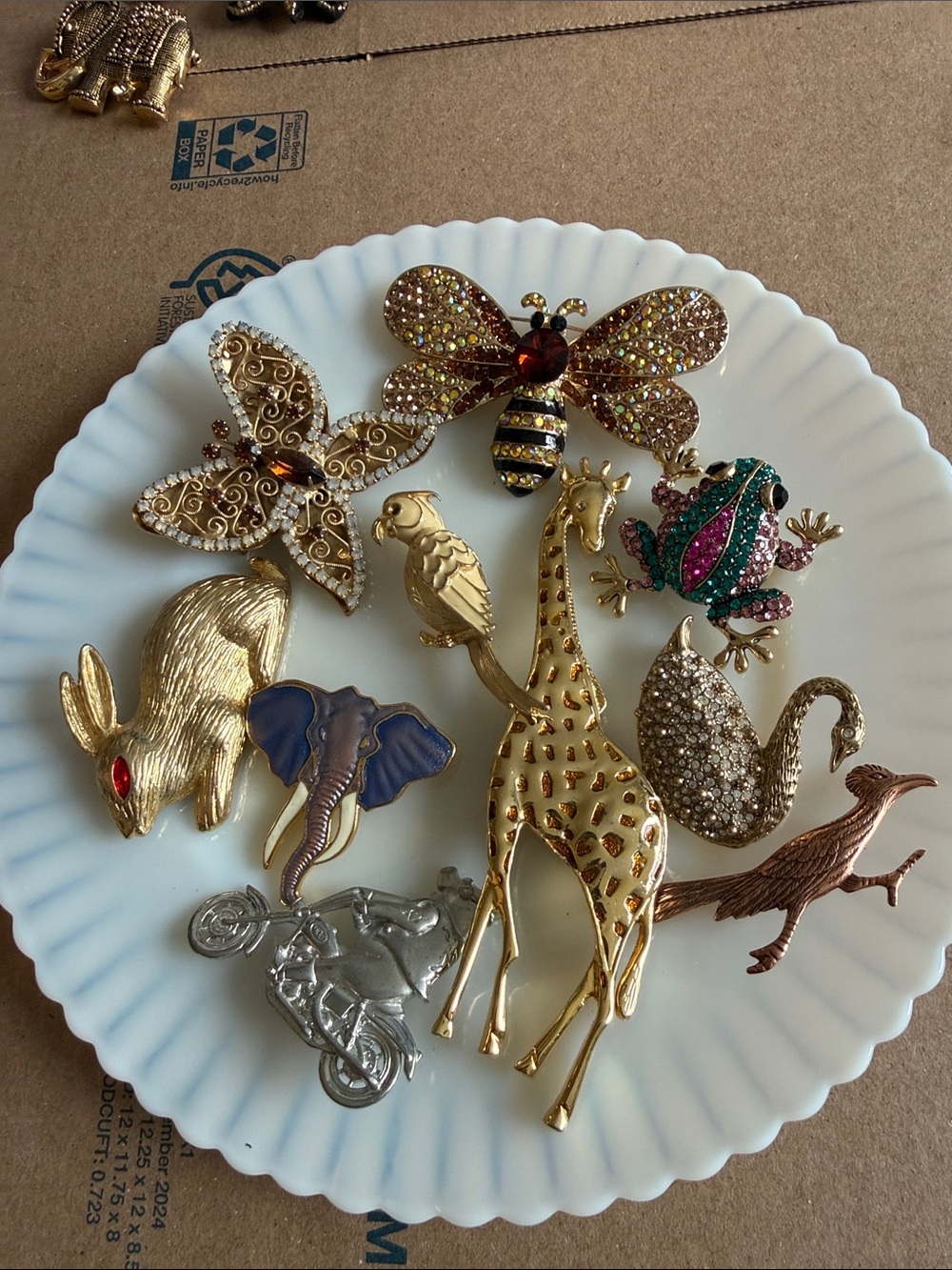 Brooch Tray for 7/4 Live Auction